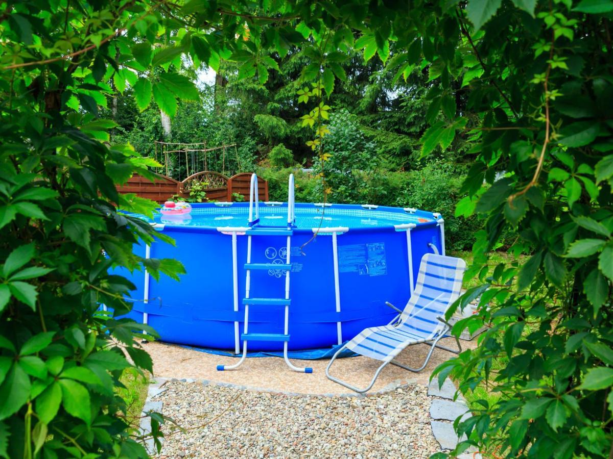 Lovely Apartment In Rusko With Pool Garden Darłowo Extérieur photo